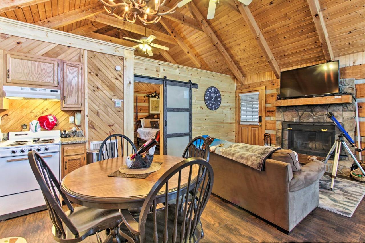 Sevierville Cabin With Private Hot Tub And Fireplace! Exteriér fotografie