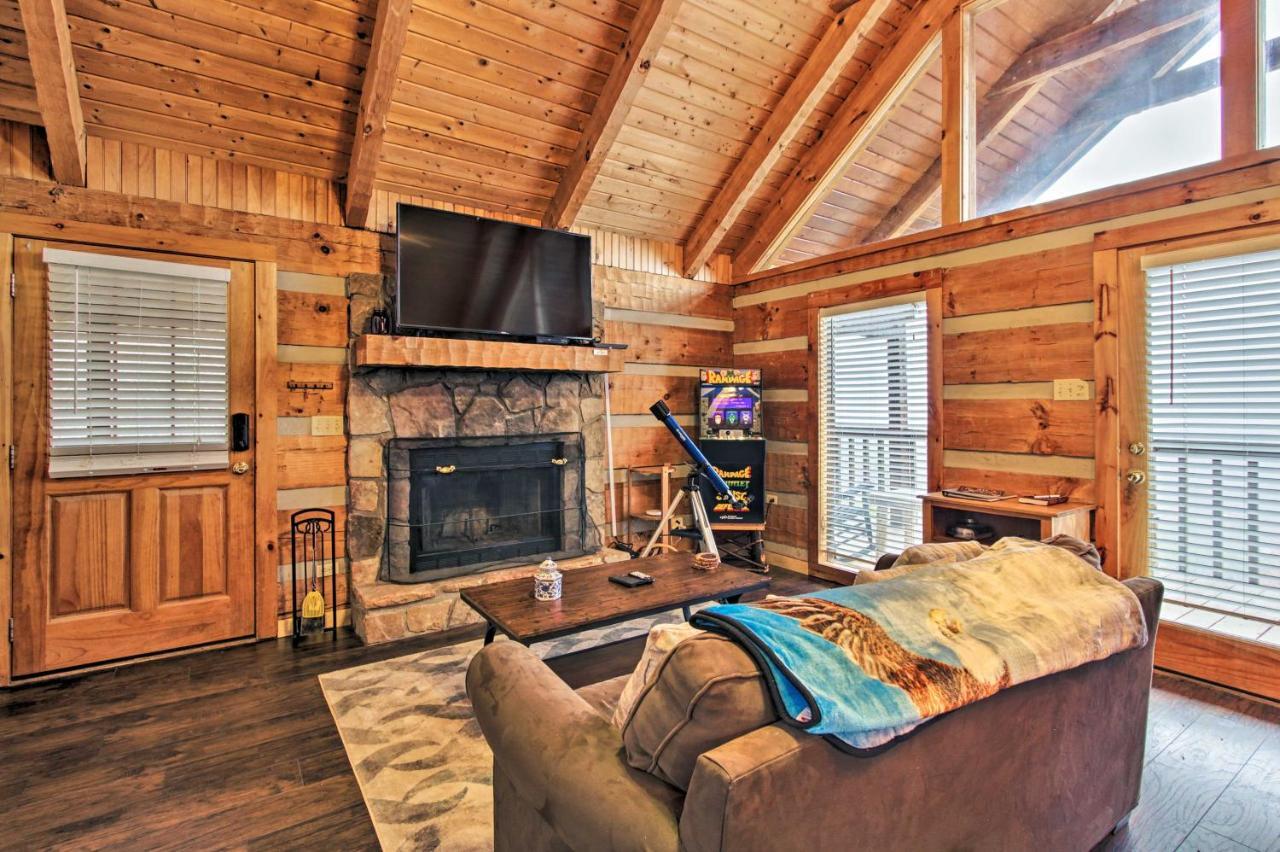 Sevierville Cabin With Private Hot Tub And Fireplace! Exteriér fotografie